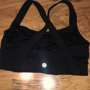 lululemon sports bra